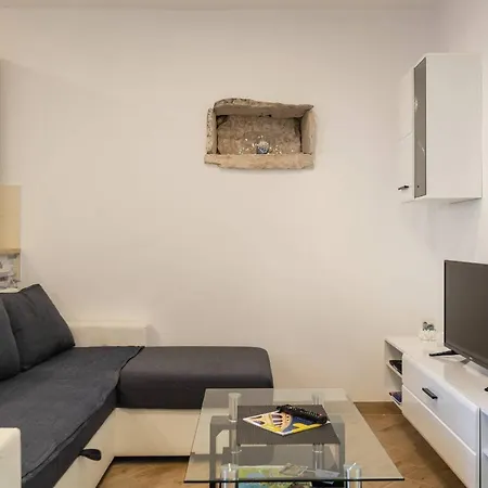 Petra Apartment